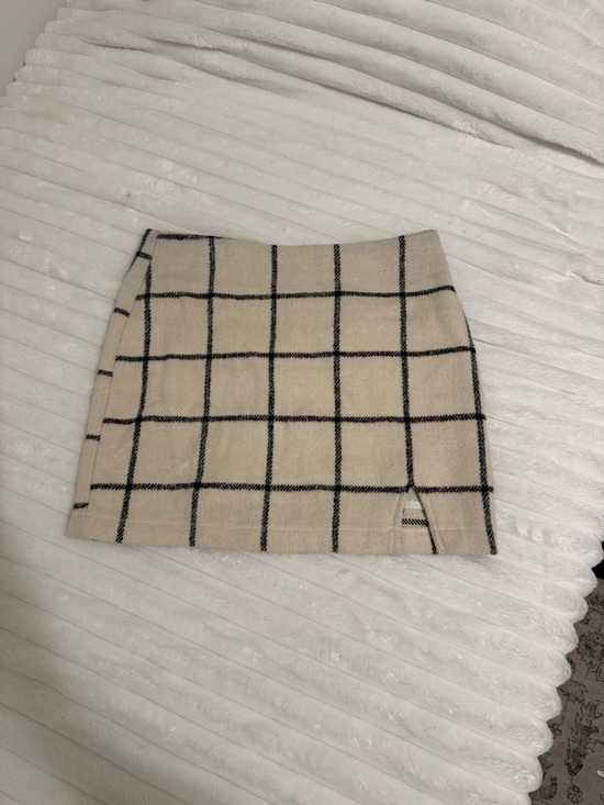 Altar'd State Dresses & Skirts - Altar'd State white and Black Windowpane Mini Skirt